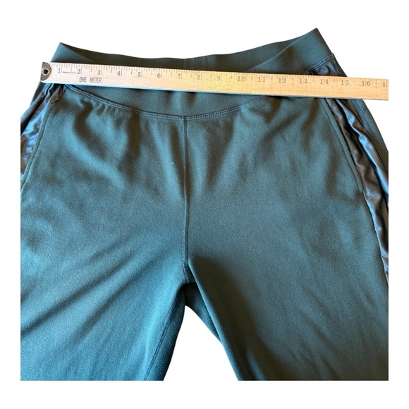 Fabletics Olive Green Pants Ankle Tie Sz Medium Elastic Waist Sweats Stretch - Picture 4 of 8